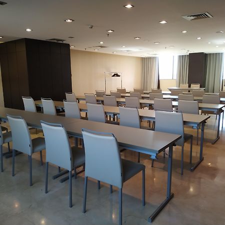 Lcb Hotel Fuenlabrada Zewnętrze zdjęcie