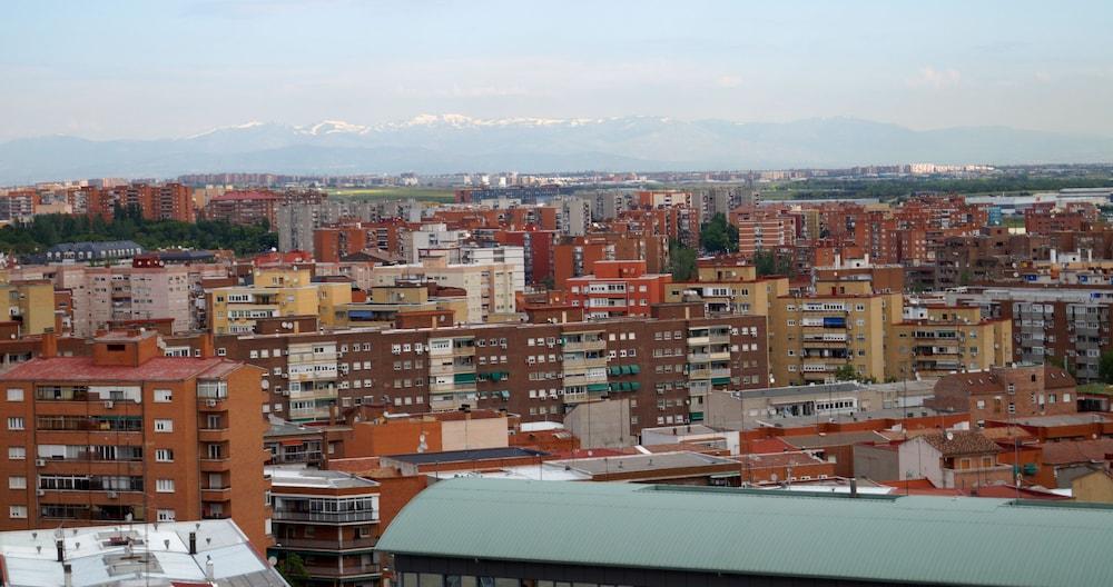 Lcb Hotel Fuenlabrada Zewnętrze zdjęcie