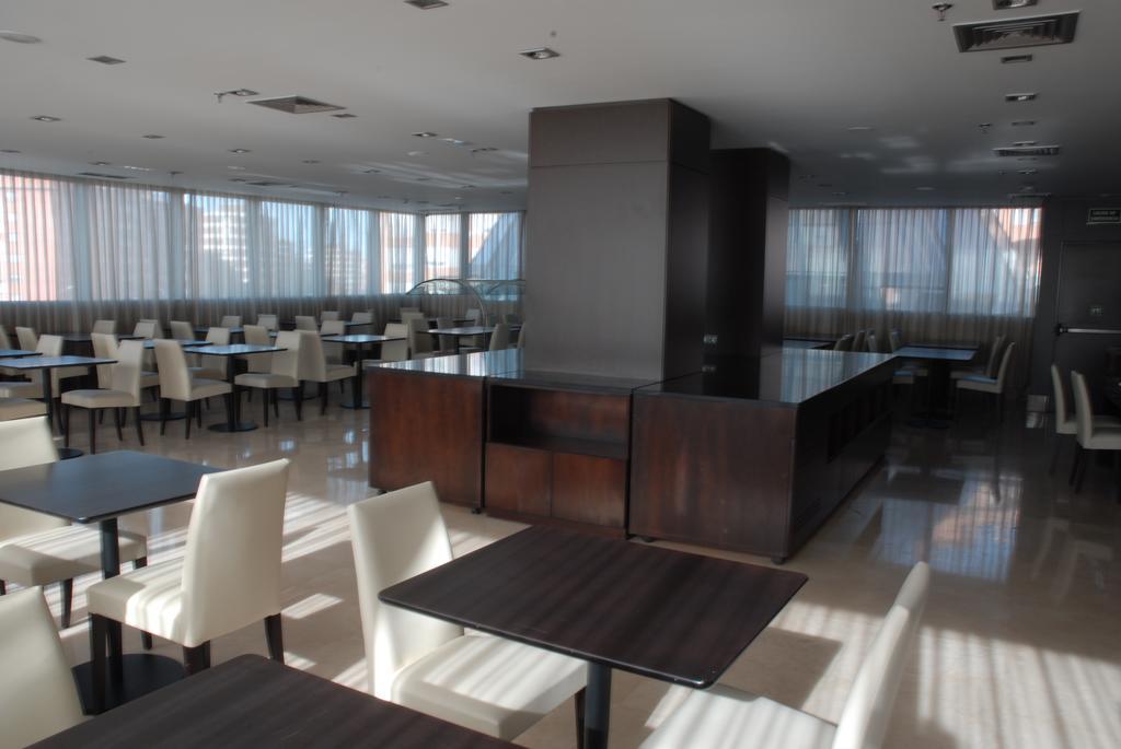 Lcb Hotel Fuenlabrada Zewnętrze zdjęcie