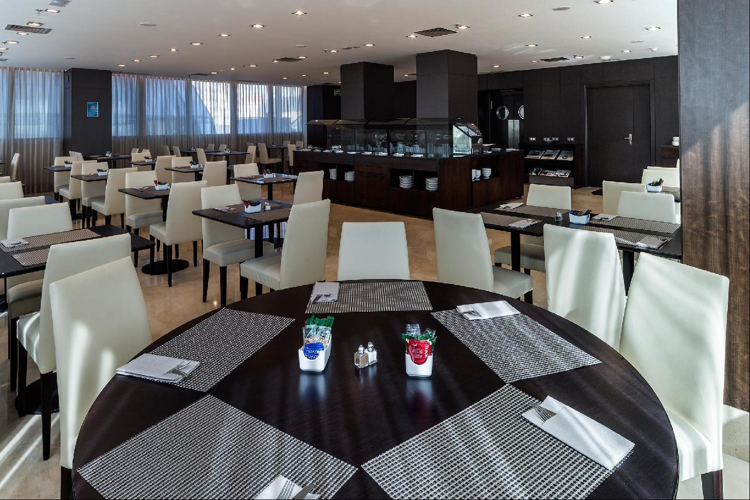 Lcb Hotel Fuenlabrada Zewnętrze zdjęcie