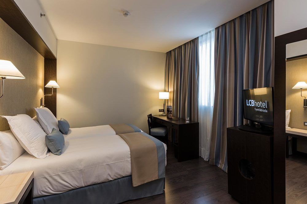 Lcb Hotel Fuenlabrada Zewnętrze zdjęcie